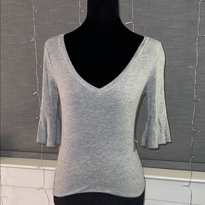Light Gray Ribbed V-Neck Top with Ruffle Sleeves